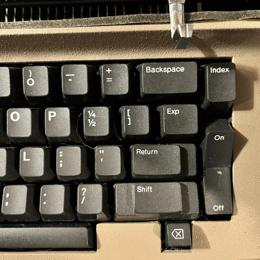 IBM Typewriter Correcting Selectric III Electric Tan *FOR PARTS ONLY